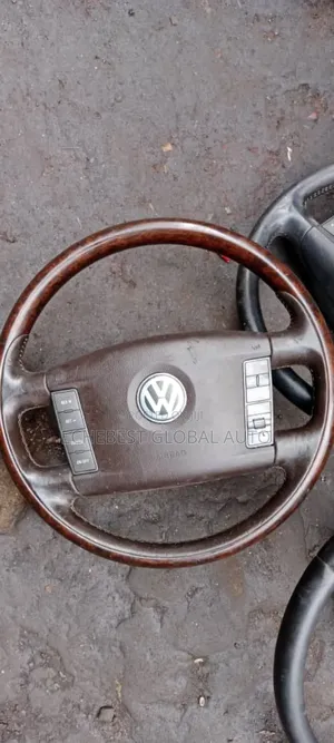 Steering Wheel for Volkswagen Phaeton 2008 Model