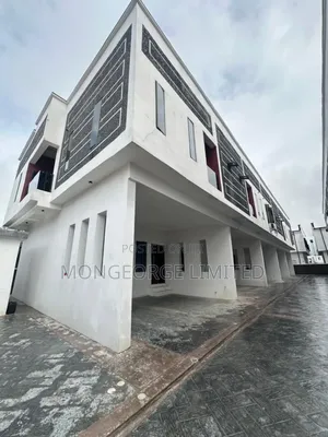 3bdrm Townhouse/Terrace in Ajah for sale