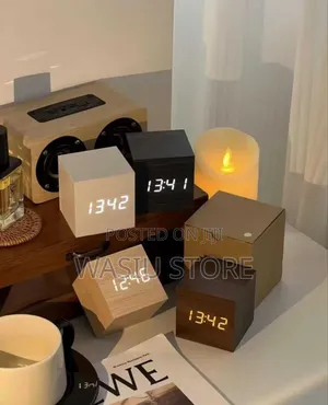Wooden Digital Alarm Clock With Temperature Sound Control