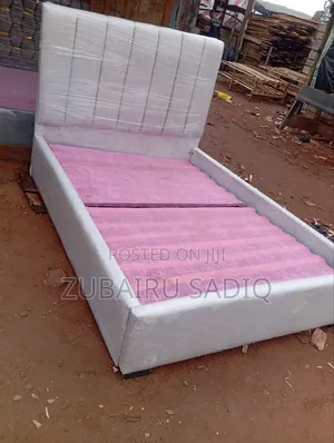 Padded Bed Frame 4.5 by 6