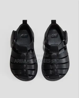 Black H M Sandals