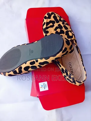 Casual Shoe With Animals Spot