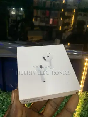 Airpods 4 With Active Noise Cancellation