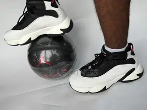 Basketball Shoe