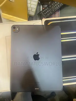 Apple iPad Pro 13 (2024) 256 GB Black