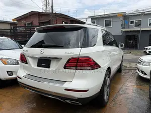 Mercedes-Benz GLE-Class GLE 350 2017 White