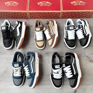 Original Vans Hylane Nineties Sneakers Collections