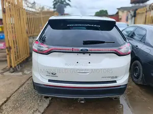 Ford Edge Titanium 4dr AWD 2017 White