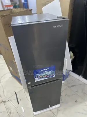 Whisper Quiet Operation Skyrun Refrigerator 170l Double Door(Bcd-)
