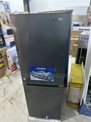 Solid Support Skyrun Refrigerator 170l Double Door (Bcd-)