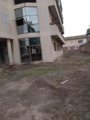 1400 SQMS Commercial Property for Sale