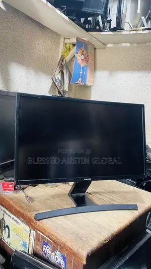 24 Inches Samsung Curved Monitor