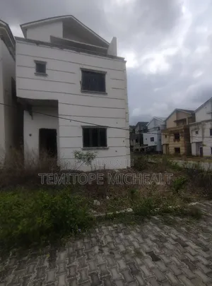 4bdrm Townhouse/Terrace in Main Wuye for sale