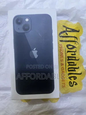 New Apple iPhone 13 128 GB Pink
