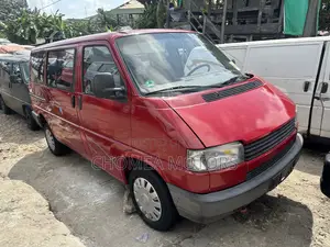 Volkswagen Transporter 2006 Red