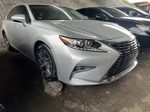 Lexus ES 2016 Silver