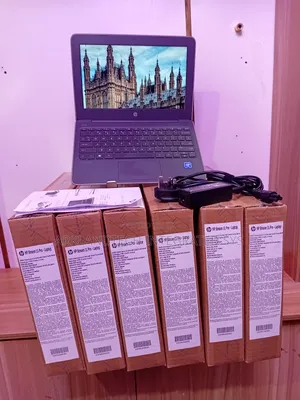 New Laptop HP Stream 11 32GB Intel Celeron SSD 72GB