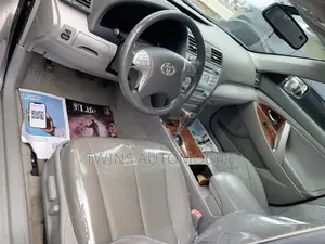 Toyota Camry XLE V6 4dr Sedan (3.5L 6cyl 6AM) 2008 Gray