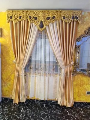 Antique Royal Board Curtain