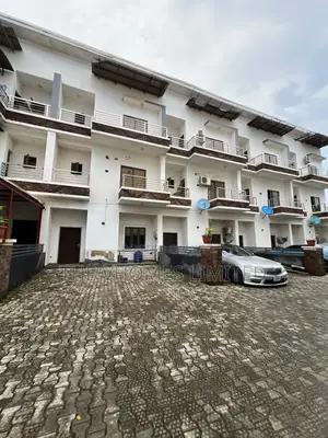 Furnished 4bdrm Townhouse/Terrace in Mabushi for sale