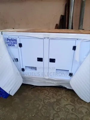 30kva Perkins Diesel Soundproof Generator 2years Wty