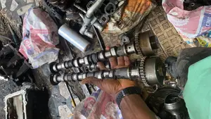 Jeep Wrangler 3.6 Liter Engine King Shaft.