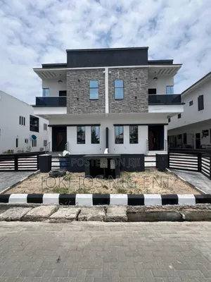 4bdrm Duplex in Orchid Road, Lafiaji for sale