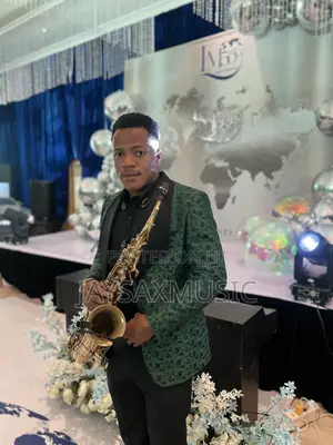 Saxophonist in Lagos(Birthday Surprise Saxophonist)