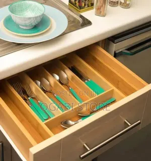 Wooden Extendable Cutlery Rack