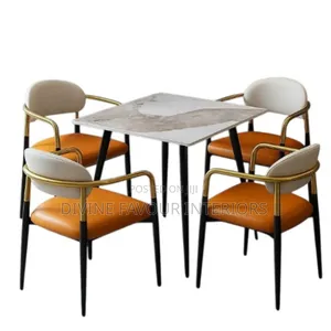 Square Dinning Set of Table and 4 Armrest Chairs
