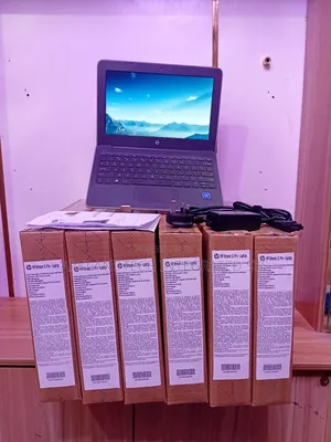 New Laptop HP Stream 14 4GB Intel Celeron SSD 48GB