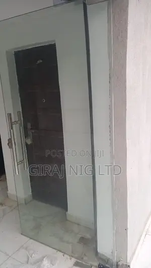 Show Room Glass Door