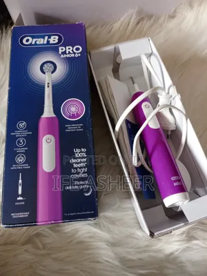 Fairly Used Oral B Junior 6+ Kids Electronic Tooth Brush Accessories