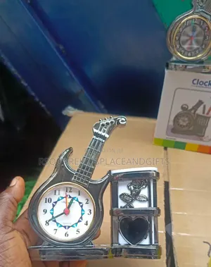 Clock and Pen Holder for Souvenir