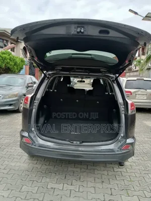 Toyota RAV4 LE AWD (2.5L 4cyl 6A) 2016 Black
