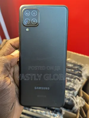 Samsung Galaxy A12 32 GB Black