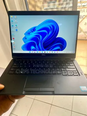 Laptop Dell Latitude 7390 16GB Intel Core I7 SSD 256GB