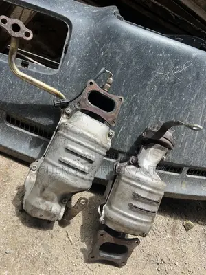 Up and Down Engine Catalyst 2013-2017 Honda Accord
