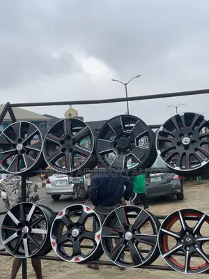 Alloy Rim Tyres With Other Accessories Part Available