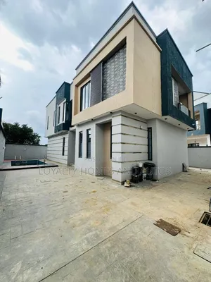 4bdrm Duplex in Omole Phase 1 Ikeja for sale