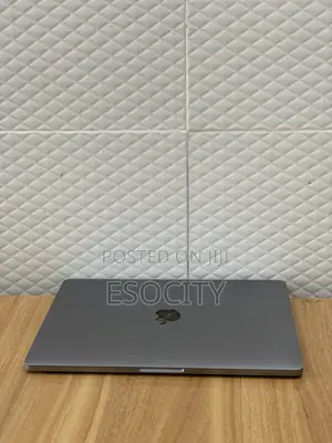 Laptop Apple MacBook Air 2020 16GB Intel Core I5 SSD 256GB