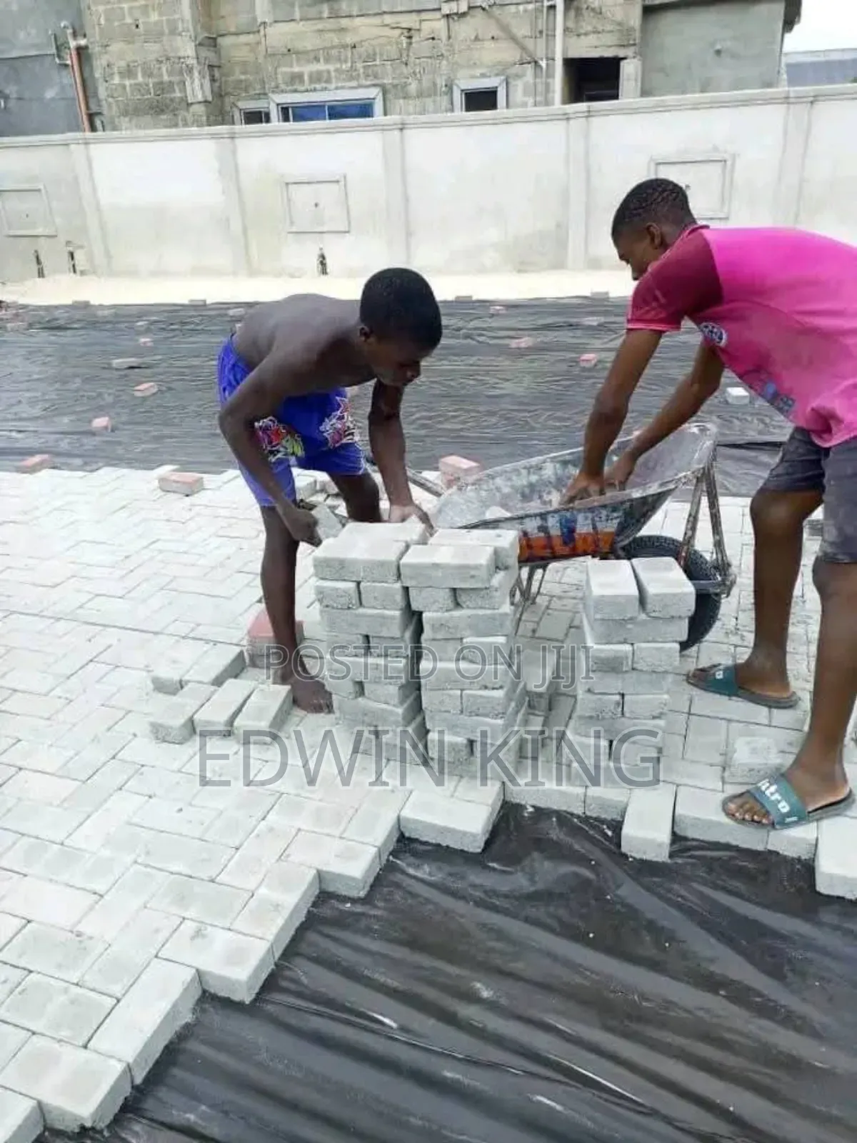 Good Man Interlock Stone