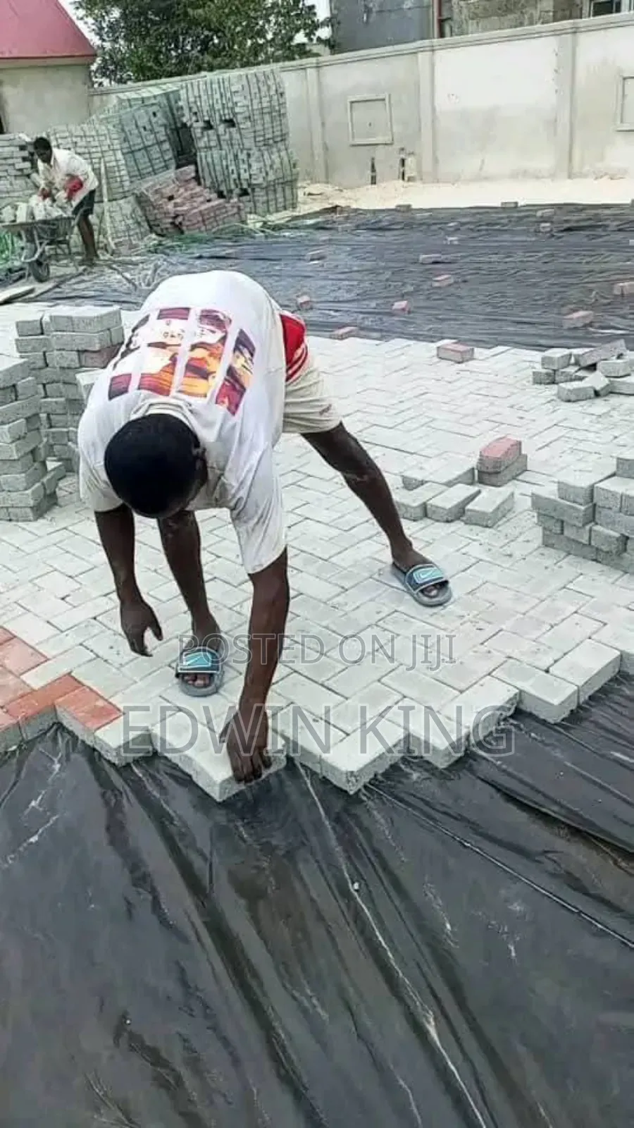 Good Man Interlock Stone