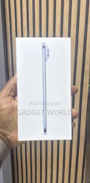 New Apple iPhone Air 256 GB Blue