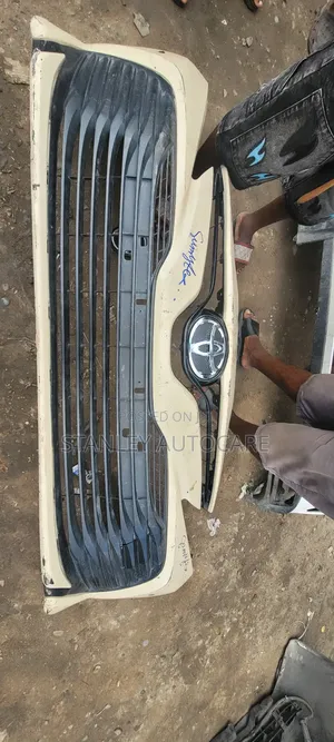 Complete Front Bumper Camry 2018 Le