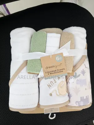 Six Piece Hooded Towel Washcloth Set