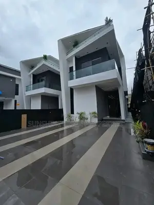 5bdrm Duplex in Ajah Lekki for sale