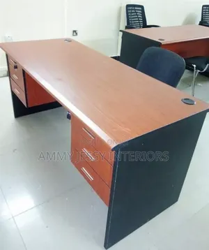 High Quality Modern Office Table
