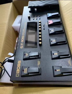 Boss Guitar Effect Gt100