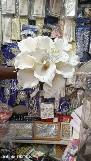 Lily Stoned Bouquet